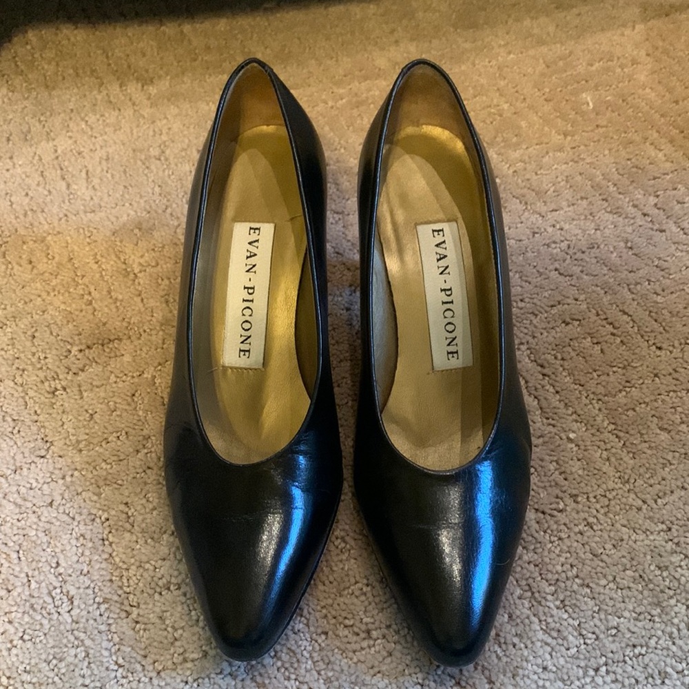 Black Evan Picone womens heels